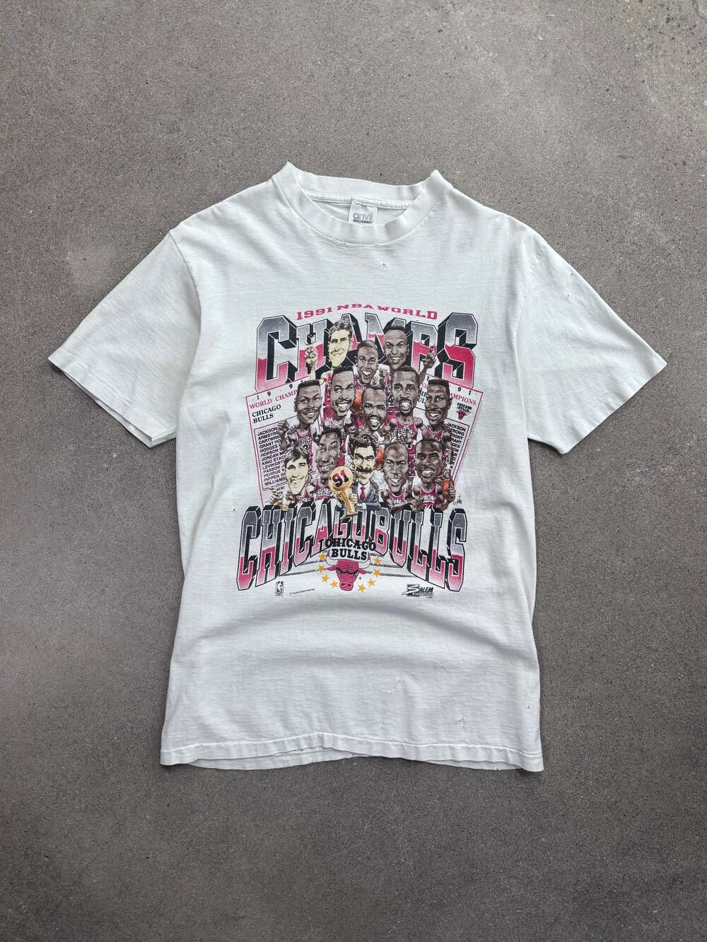 Vintage 1991 Salem Sportswear Chicago Bulls NBA Champions T-Shirt - L
